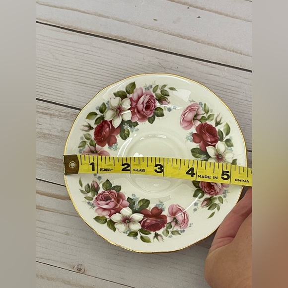 Queen Anne Princess Roses Teacup And Saucer Made In England - Picture 10 of 14